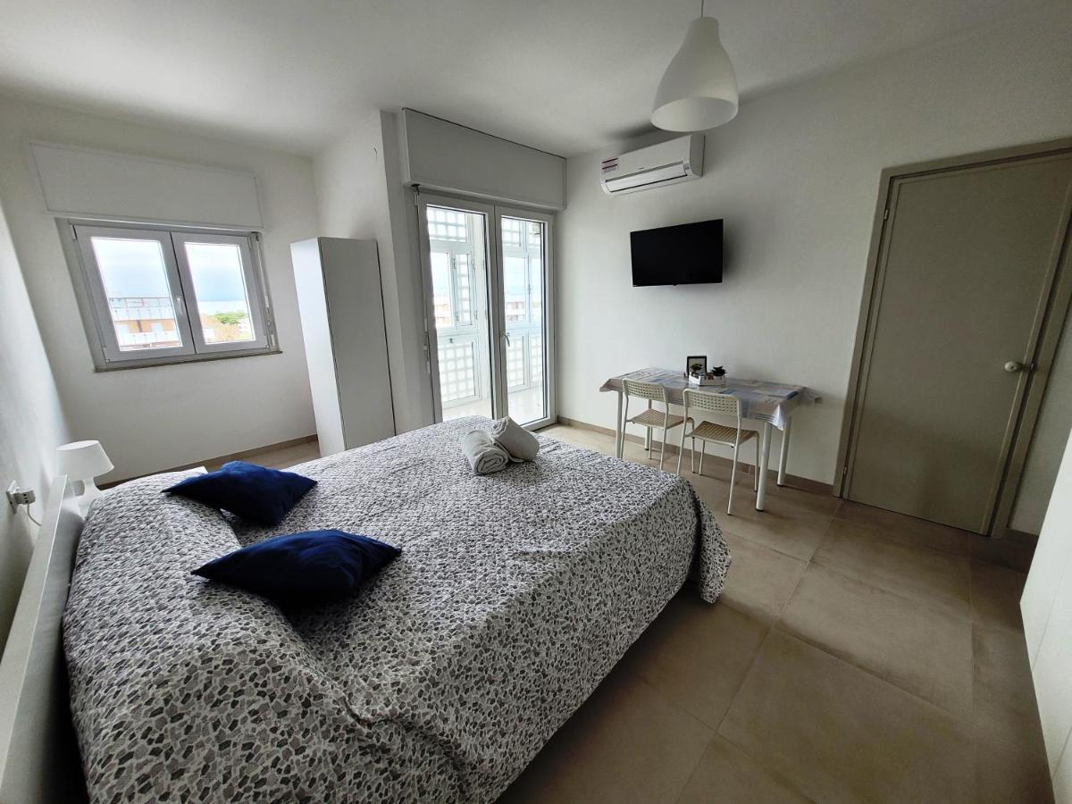 Rosato Double Lagoon & Sunset View Apartment Линьяно-Саббьядоро Экстерьер фото